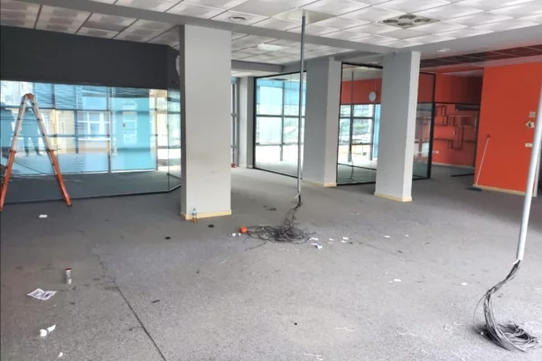 Business Property for Rent 3+1 in Tirana - 1,600 Euro