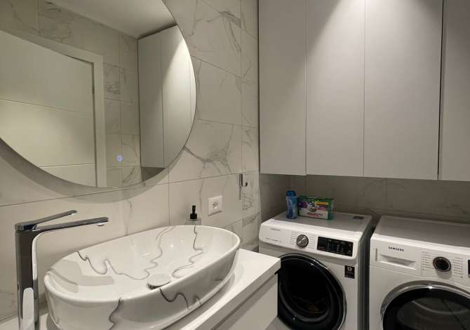 Shtepi me qera Apartament ne Tirane, 2+1, Mobilimi E mobiluar, Pagesa 800  Euro.