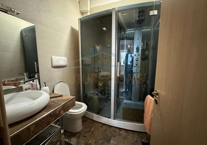 Shtepi me qera Apartament ne Tirane, 2+1, Mobilimi E mobiluar, Pagesa 1,100  Euro.