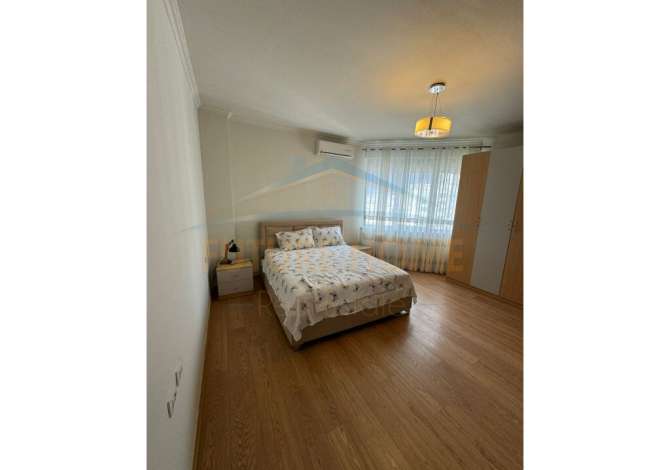Shtepi me qera 3+1 ne Tirane - 1,100 Euro