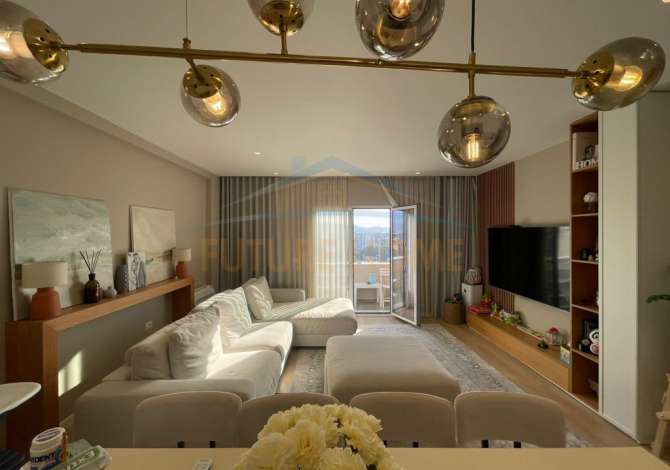 Shtepi ne shitje 2+1 ne Tirane - 195,000 Euro