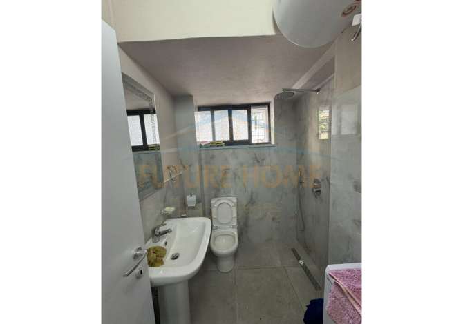 Shtepi me qera 1+1 ne Tirane - 450 Euro