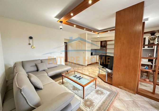 Shtepi me qera Apartament ne Tirane, 2+1, Mobilimi E mobiluar, Pagesa 1,250  Euro.