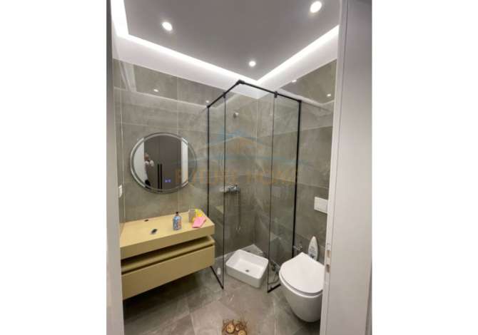 Shtepi me qera Apartament ne Tirane, 2+1, Mobilimi E mobiluar, Pagesa 1,300  Euro.