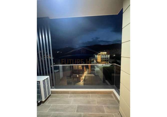 Shtepi me qera Apartament ne Tirane, 2+1, Mobilimi E mobiluar, Pagesa 1,300  Euro.