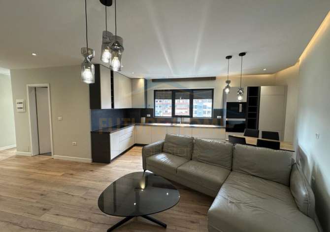 Shtepi me qera 1+1 ne Tirane - 450 Euro