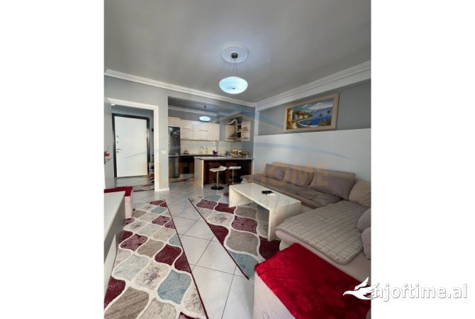 Shtepi ne shitje 1+1 ne Tirane - 135,000 Euro