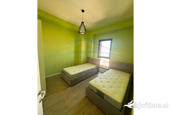 Shtepi me qera 2+1 ne Tirane - 1,100 Euro
