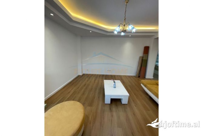 Shtepi ne shitje 2+1 ne Tirane - 170,000 Euro
