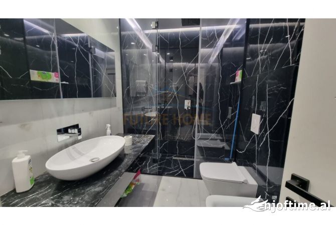 Shtepi me qera Apartament ne Tirane, 3+1, Mobilimi E mobiluar, Pagesa 1,900  Euro.