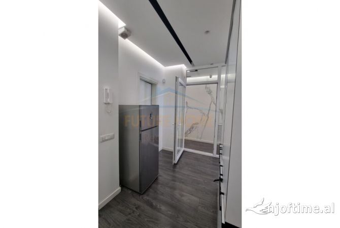 Shtepi me qera Apartament ne Tirane, 3+1, Mobilimi E mobiluar, Pagesa 1,900  Euro.