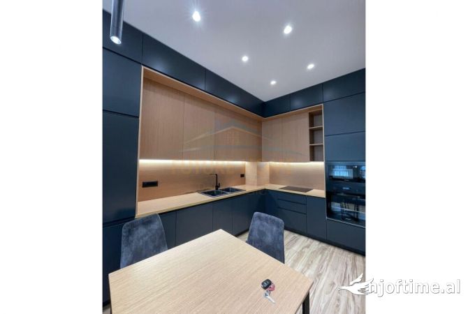 Shtepi me qera Apartament ne Tirane, 1+1, Mobilimi E mobiluar, Pagesa 1,000  Euro.