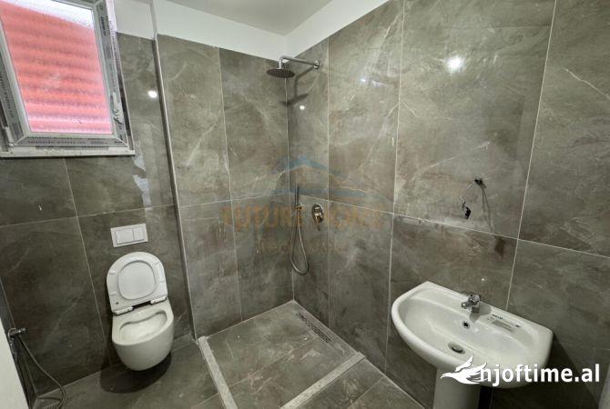 Shtepi me qera 2+1 ne Tirane - 700 Euro