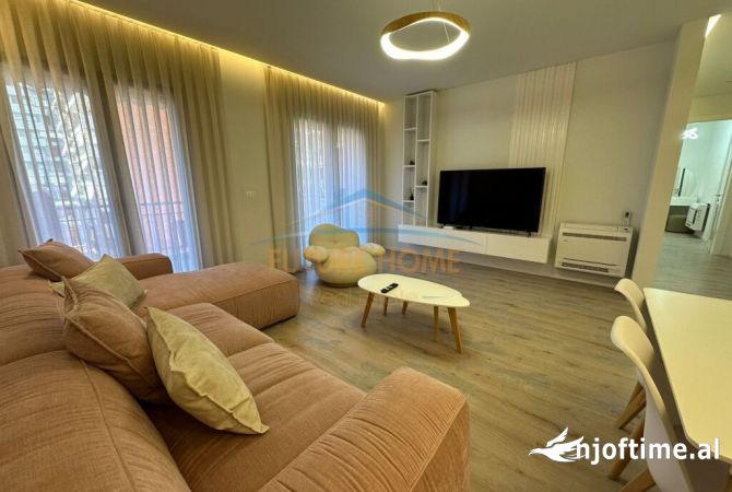 Shtepi me qera Apartament ne Tirane, 2+1, Mobilimi E mobiluar, Pagesa 1,400  Euro.