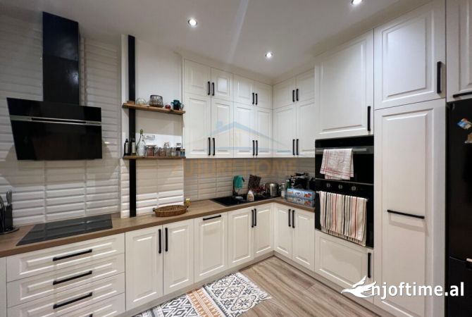 Shtepi ne shitje 2+1 ne Tirane - 120,000 Euro