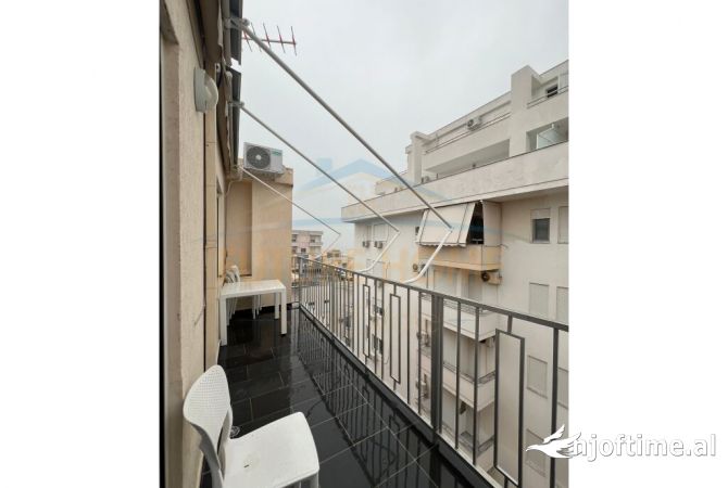 Shtepi ne shitje 1+1 ne Durres - 90,000 Euro