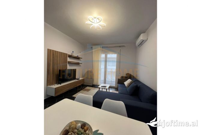 Shtepi ne shitje 1+1 ne Durres - 90,000 Euro