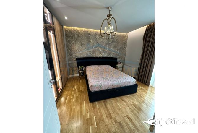 Casa in vendita 3+1 a Tirana - 340,000 Euro