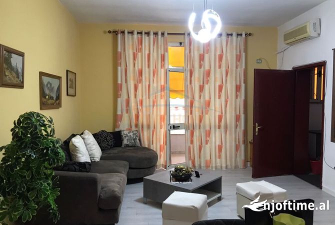 Shtepi me qera 1+1 ne Tirane - 650 Euro