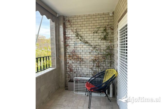 Shtepi ne shitje 2+1 ne Tirane - 280,000 Euro