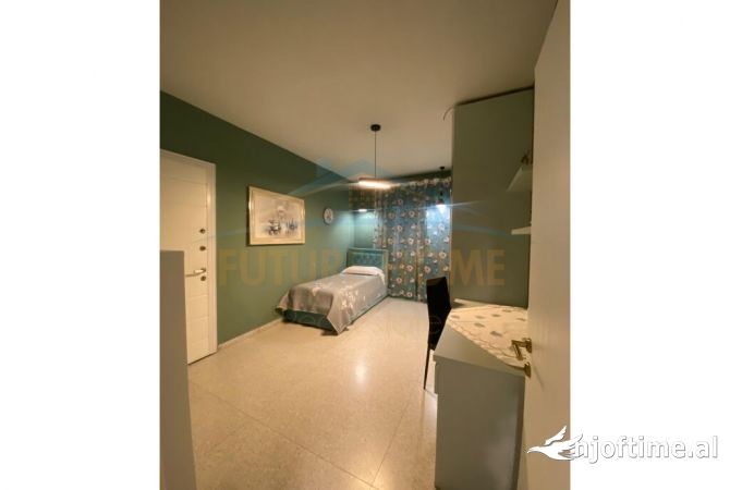 Shtepi me qera Apartament ne Tirane, 2+1, Mobilimi E mobiluar, Pagesa 800  Euro.