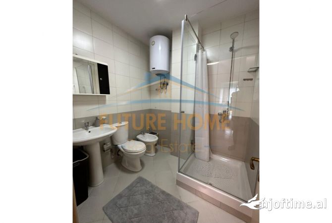 Shtepi me qera Apartament ne Tirane, 2+1, Mobilimi E mobiluar, Pagesa 700  Euro.