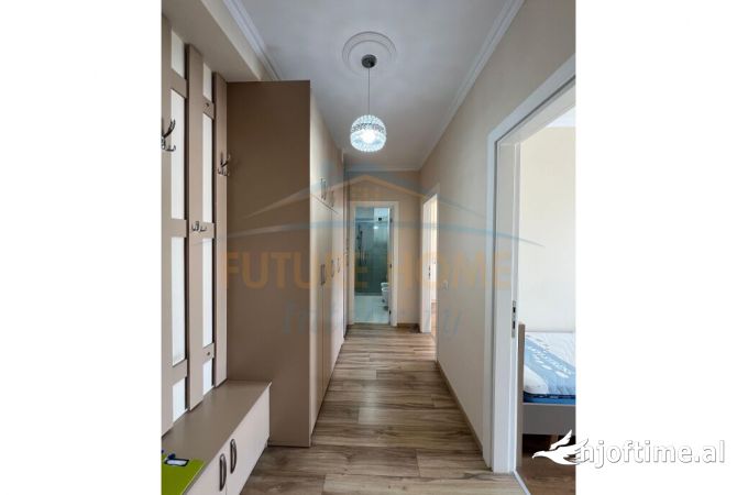 Shtepi me qera Apartament ne Tirane, 2+1, Mobilimi E mobiluar, Pagesa 800  Euro.