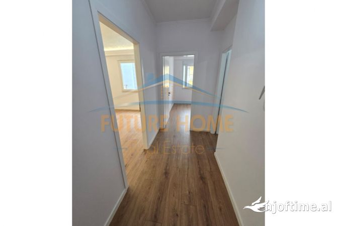 Shtepi ne shitje Apartament ne Tirane, 2+1, Mobilimi Bosh, pa mobiluar, Pagesa 210,000  Euro.