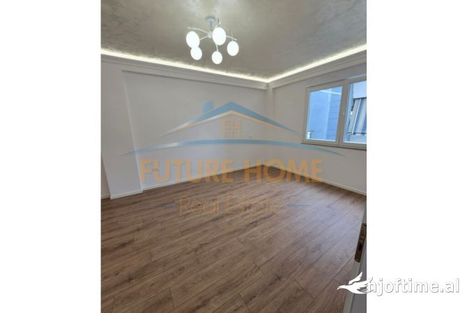 Shtepi ne shitje Apartament ne Tirane, 2+1, Mobilimi Bosh, pa mobiluar, Pagesa 210,000  Euro.