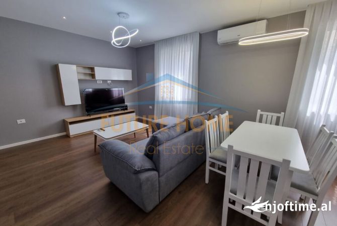 Shtepi me qera 2+1 ne Tirane - 800 Euro