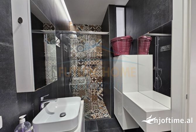Shtepi me qera Apartament ne Tirane, 2+1, Mobilimi E mobiluar, Pagesa 1,200  Euro.