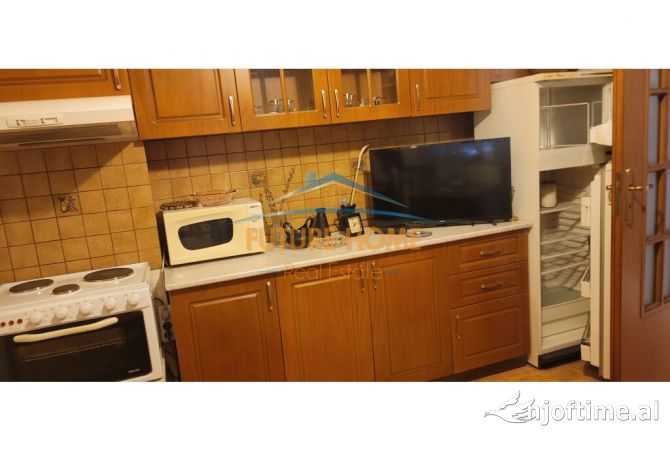 Shtepi me qera 2+1 ne Tirane - 650 Euro