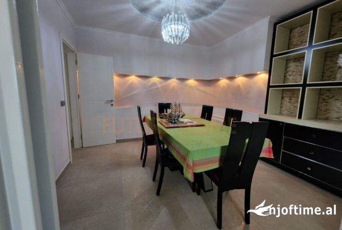 Shtepi ne shitje 3+1 ne Tirane - 230,000 Euro