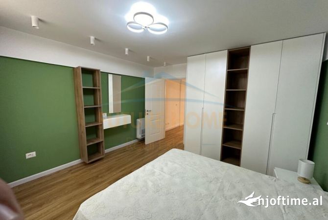 Shtepi me qera 2+1 ne Tirane - 1,300 Euro