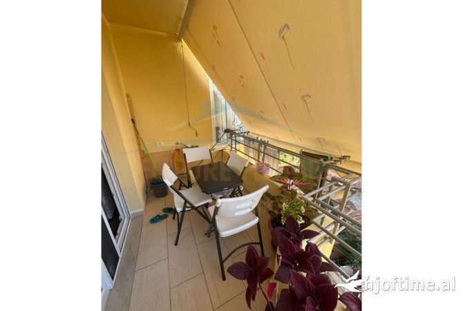 Shtepi ne shitje Apartament ne Tirane, 2+1, Mobilimi E mobiluar, Pagesa 295,000  Euro.