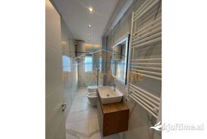 Shtepi me qera Apartament ne Tirane, 2+1, Mobilimi E mobiluar, Pagesa 1,300  Euro.