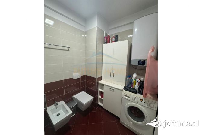 Shtepi me qera Apartament ne Tirane, 1+1, Mobilimi E mobiluar, Pagesa 850  Euro.