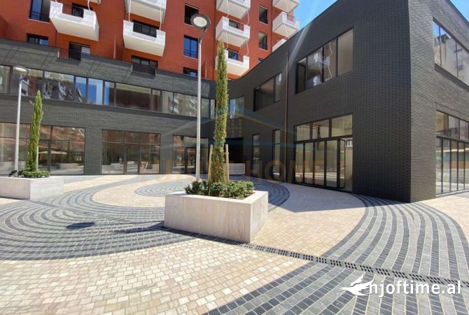 Ambient Biznesi per Qera tek Kompleksi Delijorgji.