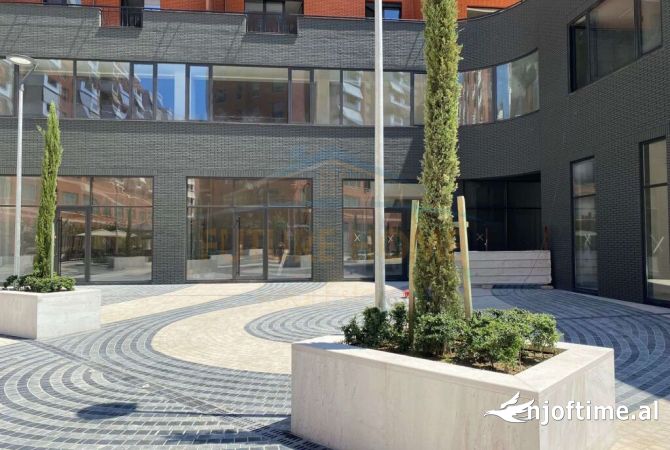 Ambient Biznesi per Qera tek Kompleksi Delijorgji.