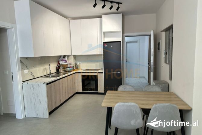 Shtepi me qera 1+1 ne Tirane - 600 Euro