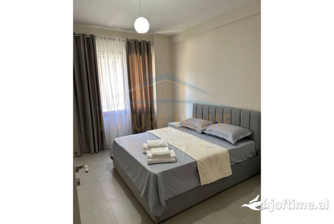 Shtepi me qera Apartament ne Tirane, 1+1, Mobilimi E mobiluar, Pagesa 600  Euro.