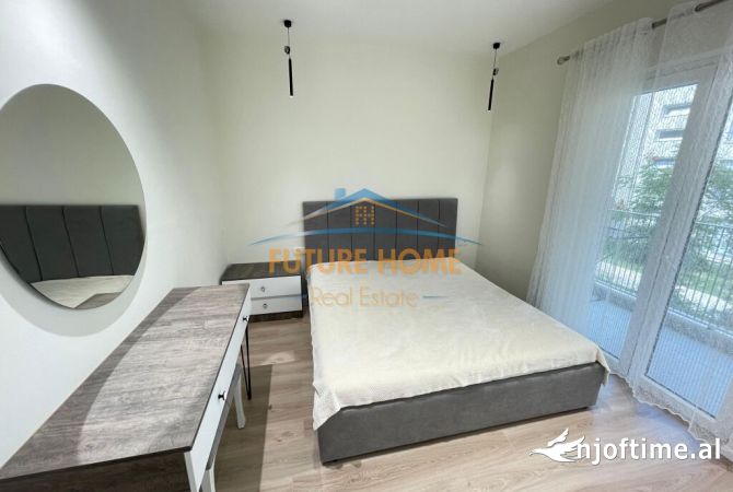 Shtepi ne shitje Apartament ne Tirane, 3+1, Mobilimi E mobiluar, Pagesa 275,000  Euro.