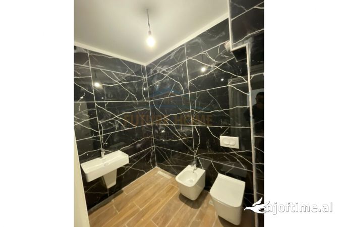 Shtepi ne shitje 2+1 ne Tirane - 256,850 Euro