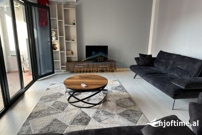 Shtepi ne shitje Apartament ne Tirane, 2+1, Mobilimi E mobiluar, Pagesa 195,000  Euro.