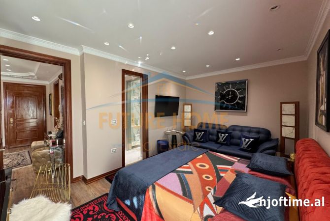 Shtepi me qera 2+1 ne Tirane - 2,300 Euro