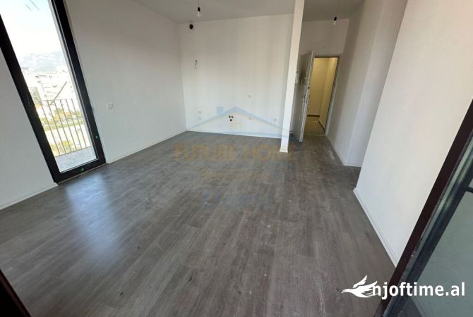Shtepi me qera Apartament ne Tirane, 1+1, Mobilimi Bosh, pa mobiluar, Pagesa 1,300  Euro.