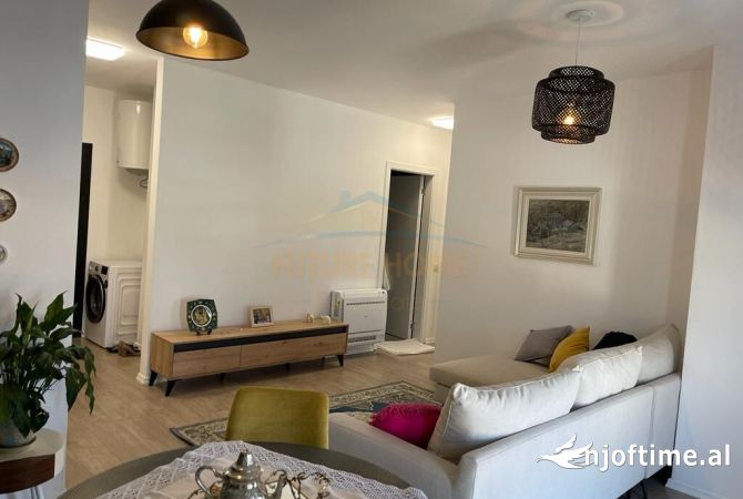 Shtepi ne shitje 2+1 ne Tirane - 105,000 Euro