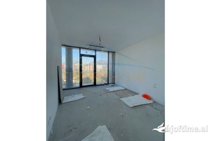 Apartment for sale in Tirana 3+1, Emty