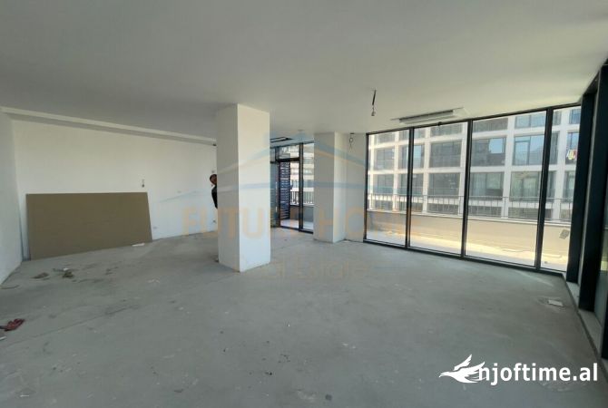Apartment for sale in Tirana 3+1, Emty