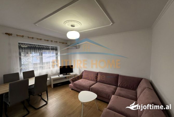 Shtepi me qera Apartament ne Tirane, 1+1, Mobilimi E mobiluar, Pagesa 650  Euro.